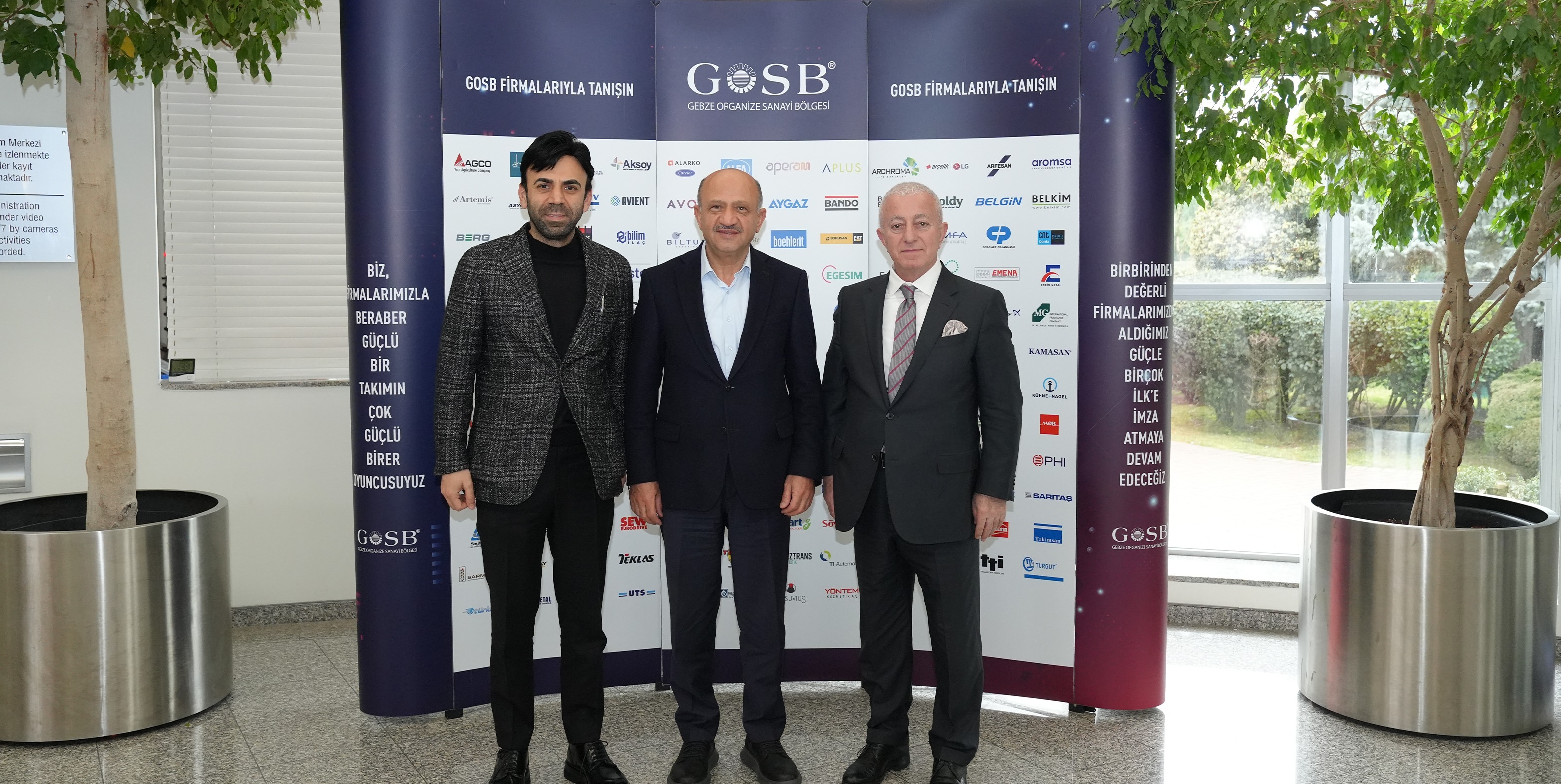 Cumhurbaşkanlığı Güvenlik ve Dış Politikalar Kurulu Üyesi Fikri Işık’tan GOSB’a Ziyaret
