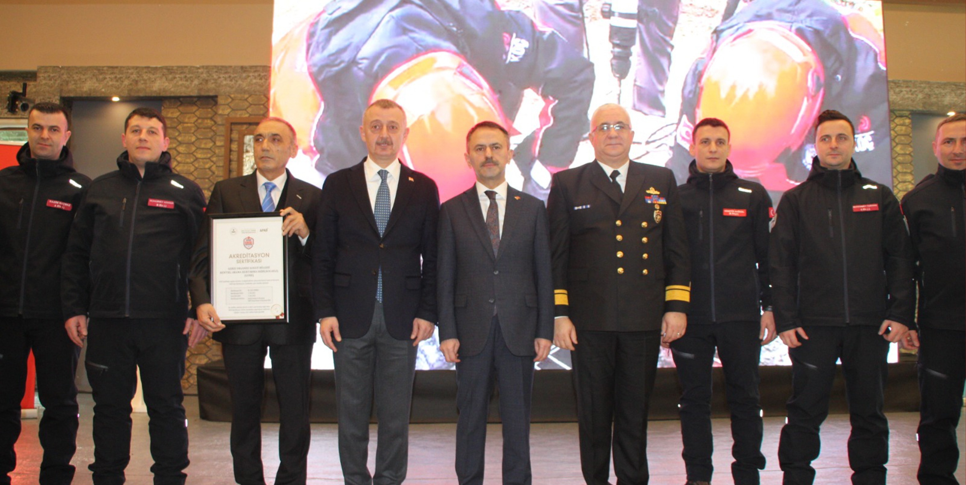 GOSB Arama Kurtarma Ekibimiz AFAD Akreditasyon Armasını Aldı